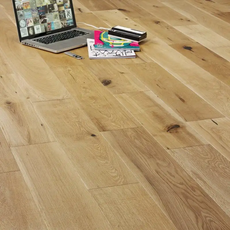 Augustus Engineered Oak Rustic Brushed & UV Oiled VE33 Augustus Engineered Oak Rustic Brushed & UV Oiled VE33